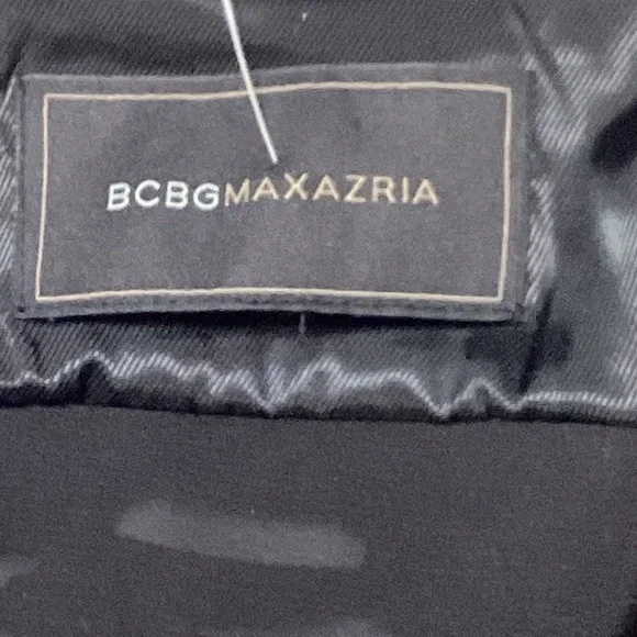 1301. BCBGMAXAZRIA Black Blazer NWOT Size Large